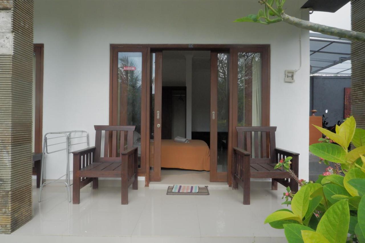 Baik Baik Homestay 乌鲁瓦图 外观 照片